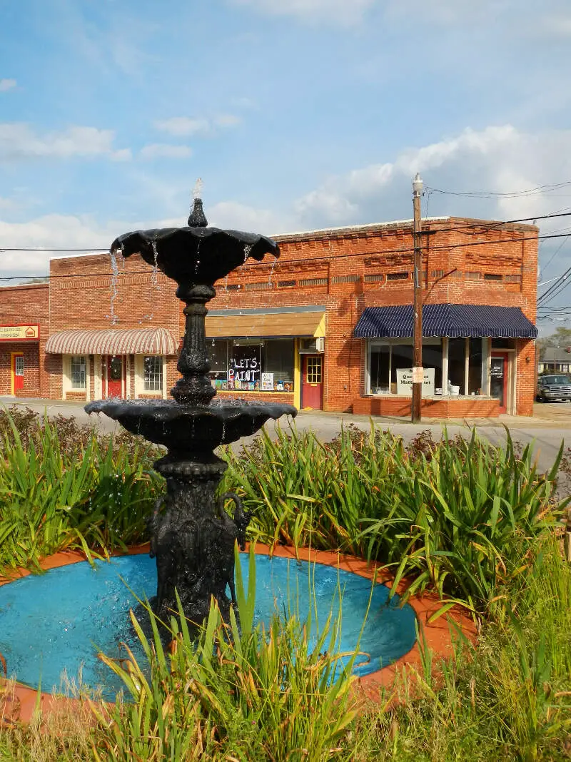 Lanettc Alabama Fountain