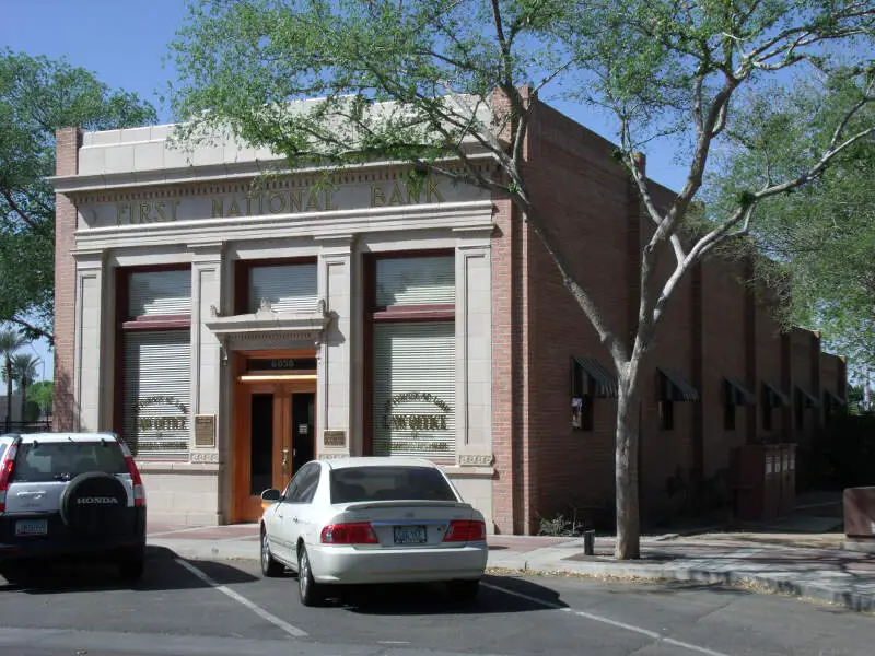 G First National Bank Of Glendale