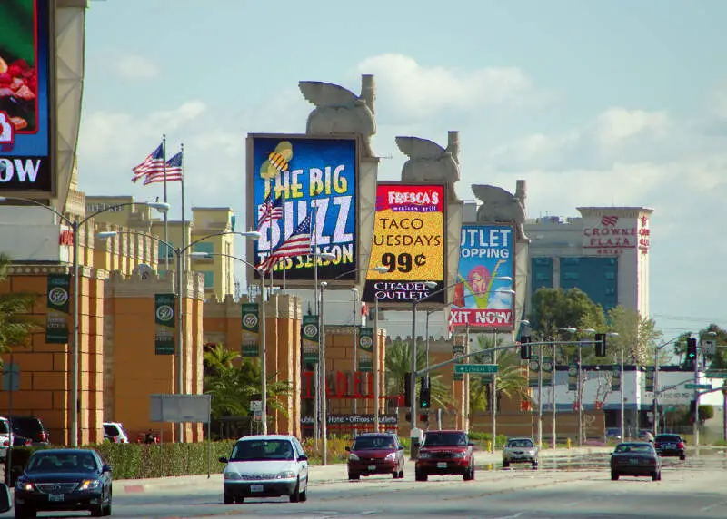 Citadel Outlets Commerce Casino