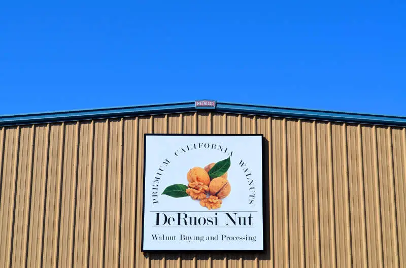 Deruosi Nut Facility