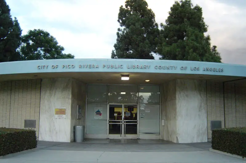 Library Pico Rivera