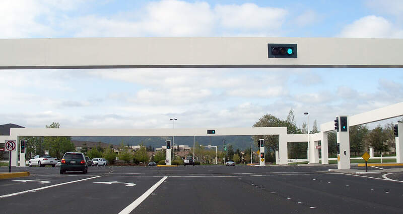 Hacienda Pleasanton Traffic Lights