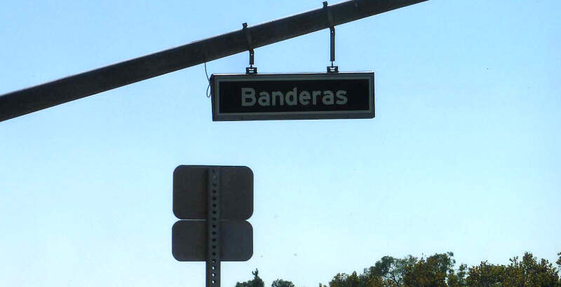 Avenida De Las Banderas