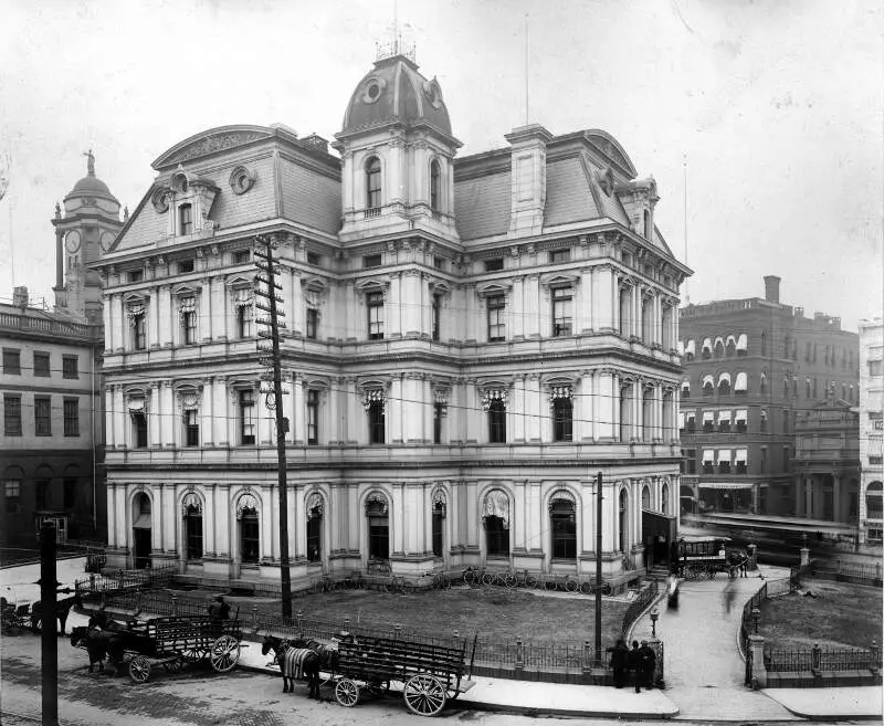 Hartfort Ct Post Office And Customhousec