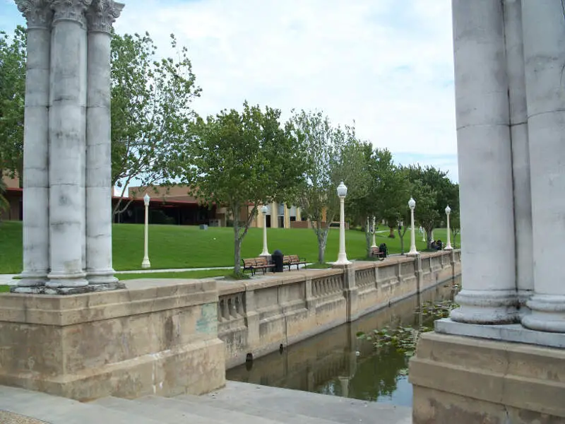 Lakeland Lake Mirror Promenade