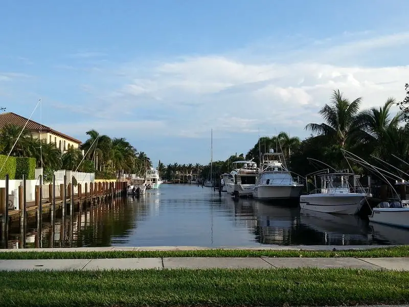 Lighthouse Point, FL