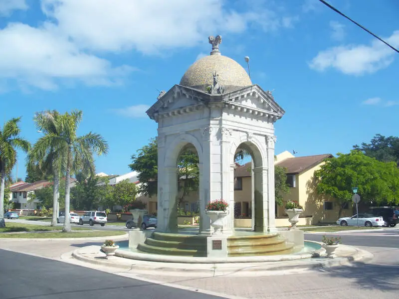 North Miami Fl Fulford By The Sea Entrance