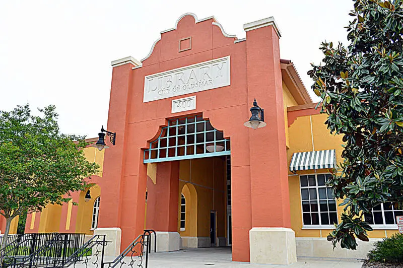 Oldsmar Public Library