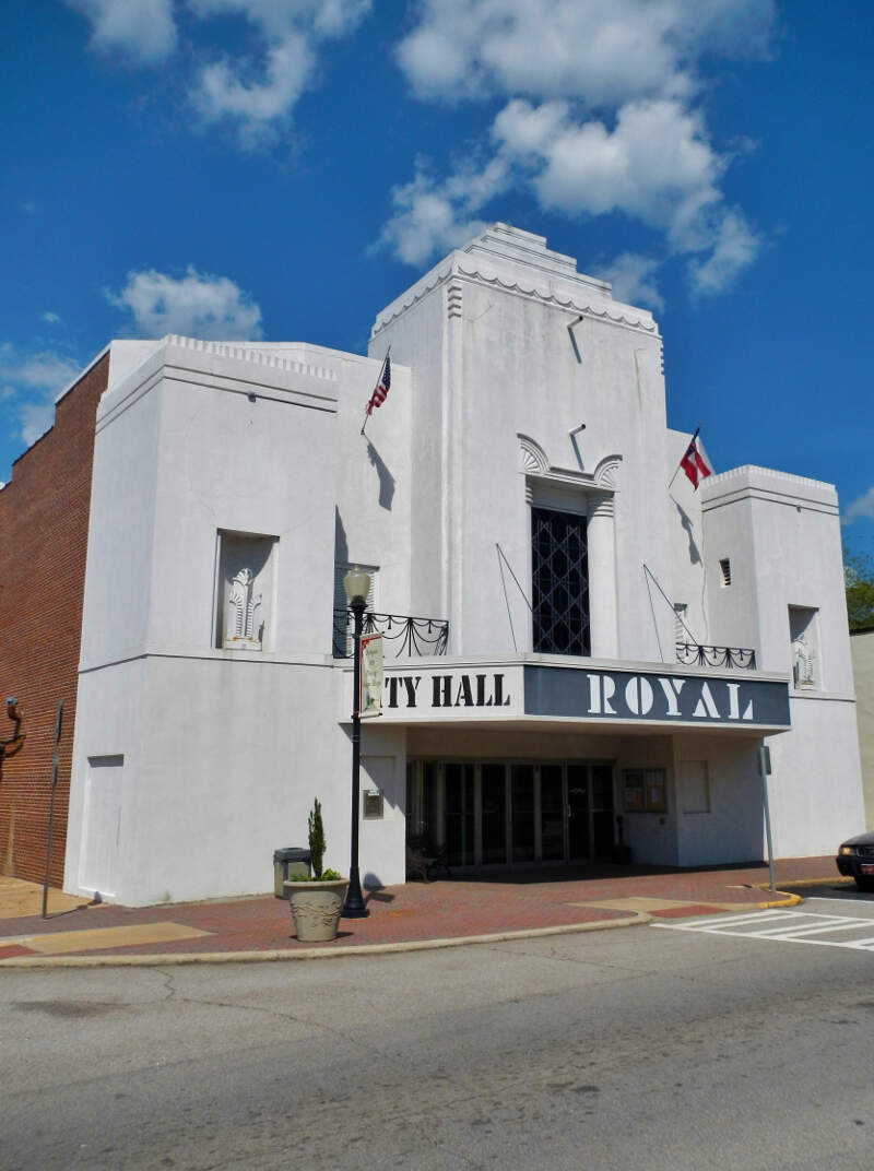 Hogansvillec Ga City Hall Royal Theater
