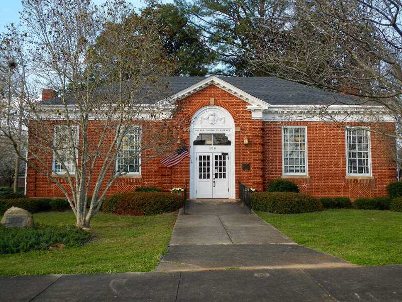 Hawkes Childrens Library Of West Pointc Georgia