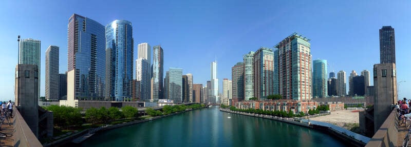 Buildings Along Chicago River Line The South Border Of The Near North Side And Streeterville And The North Border Of Chicago Loopc Lakeshore East And Illinois Center