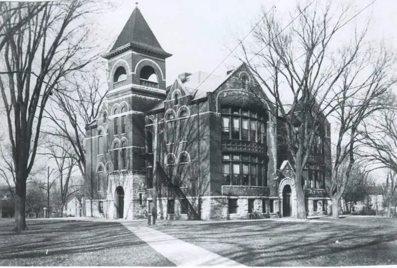 The Old North Side Schoolc Geneseoc Illinoisc