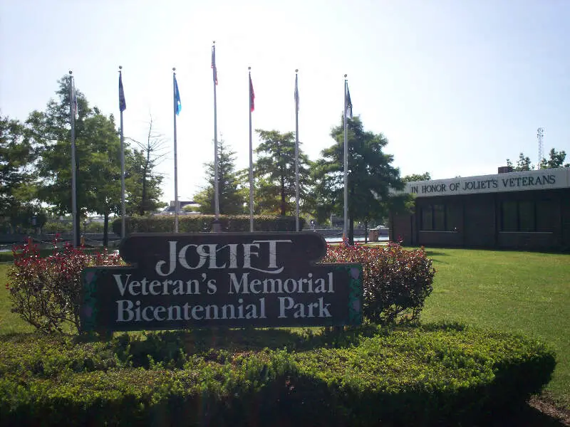 Joliet Veterans Memorial Bicentennial Park