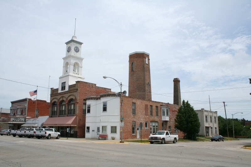 Paxton Illinois Market And Center