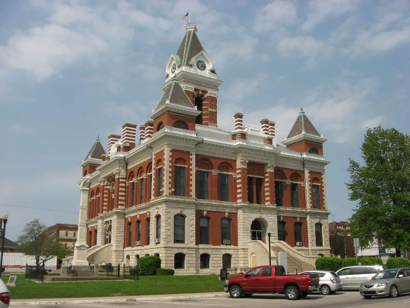 Gibson County Courthouse In Princeton