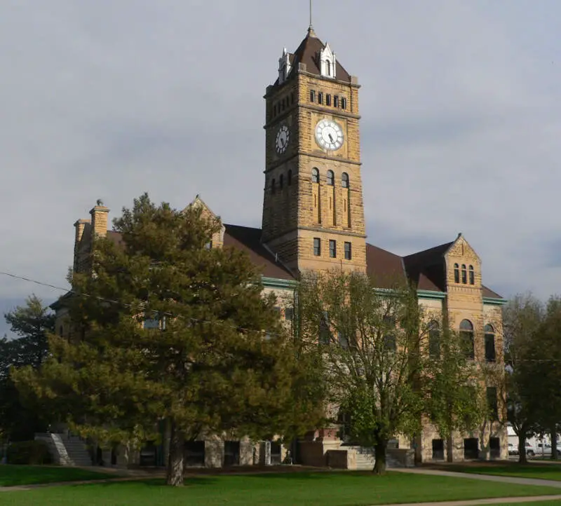 Mitchell Countyc Kansas Courthouse From Nw