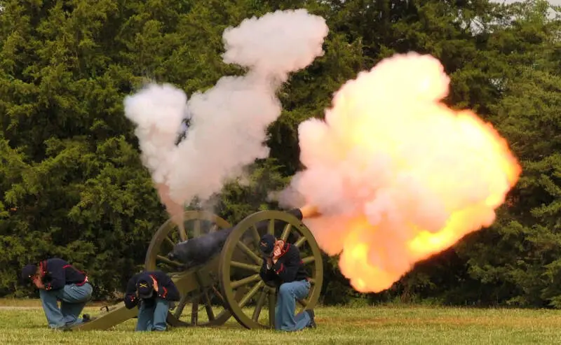 Th Field Artillery Old Glory