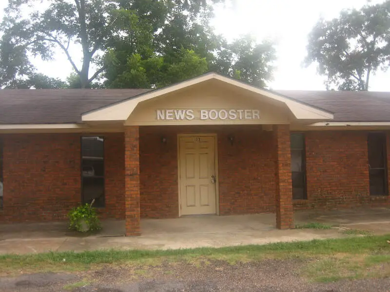 Catahoula News Booster Office In Jonesvillec La Img