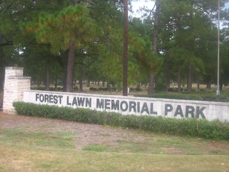 Forest Lawn Memorial Park In Pinevillec La