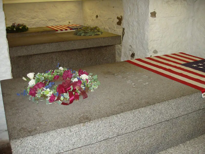 Graves Of The Adamsc Quincyc Massachusetts