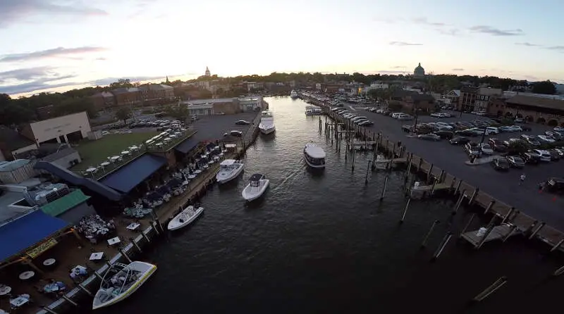 Annapolis Harbor Alongside Dock Street By D Ramey Logan