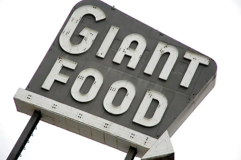 Vintage Giant Food Sign