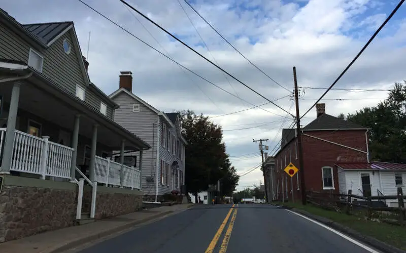 View West Along Maryland State Route Fisher Avenue At Norris Road In Poolesvillec Montgomery Countyc Maryland