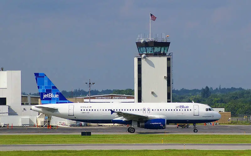 Jetblue Njb Pwm