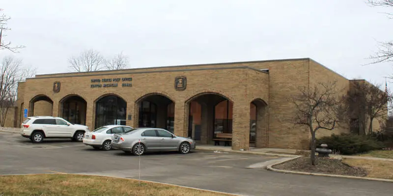 Fenton Michigan Us Post Office