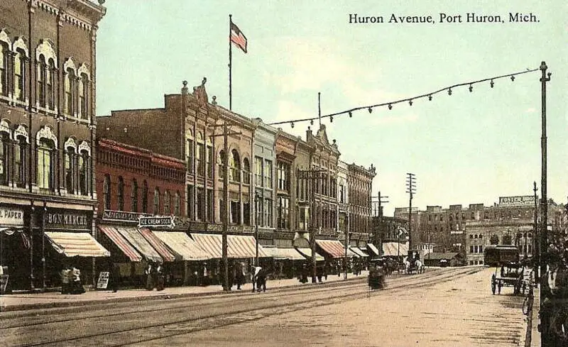 Huron Avenuec Port Huronc Mi