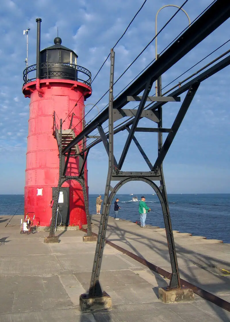 South Haven South Pier Lighthouse From Ne