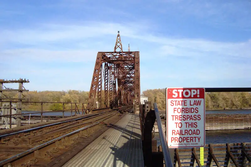 La Crescent Mn Swing Bridge Opened To River Traffic