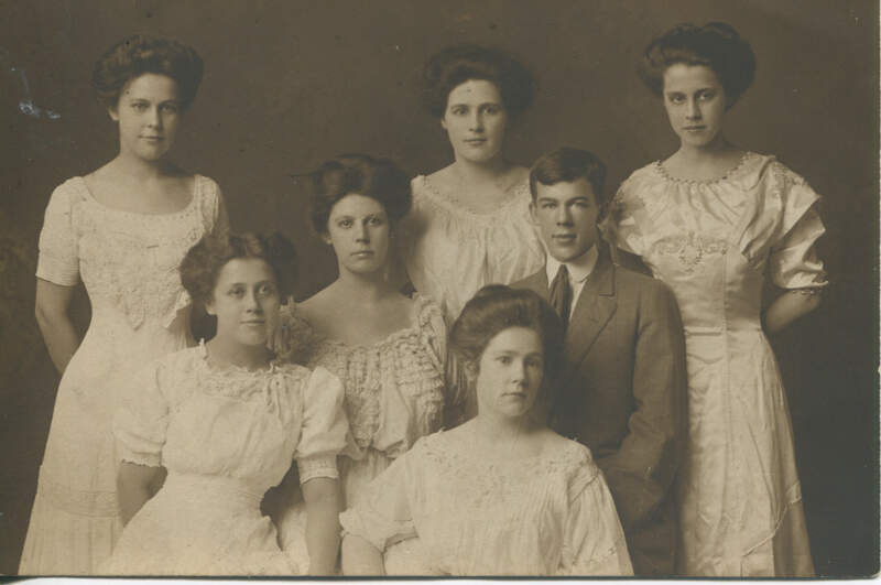 Family Of James Hennessy Of Winona Minesota Great Grandmother Of Andrew Parodi Lec