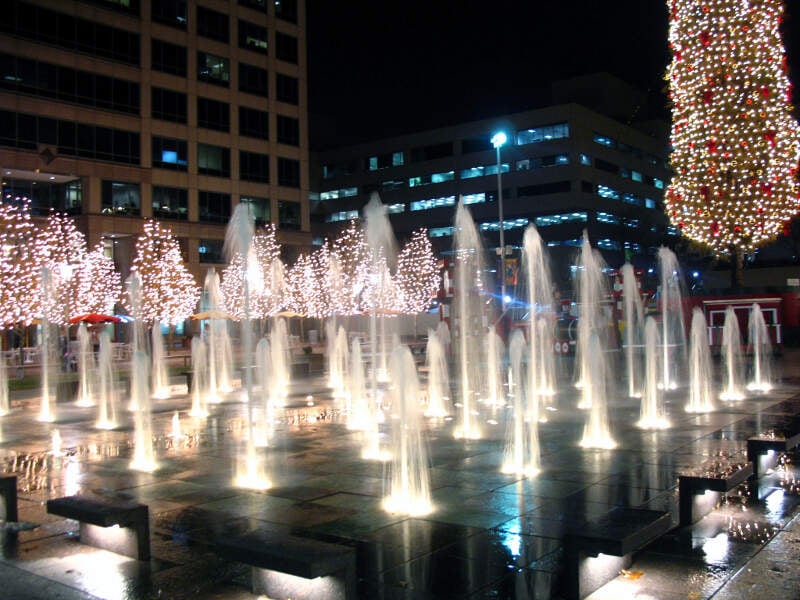 Crowncenterfountain