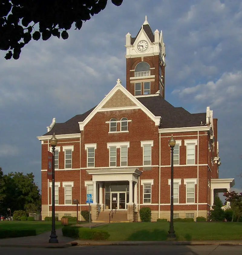 Perryvillec Missouri County Court House Retouched