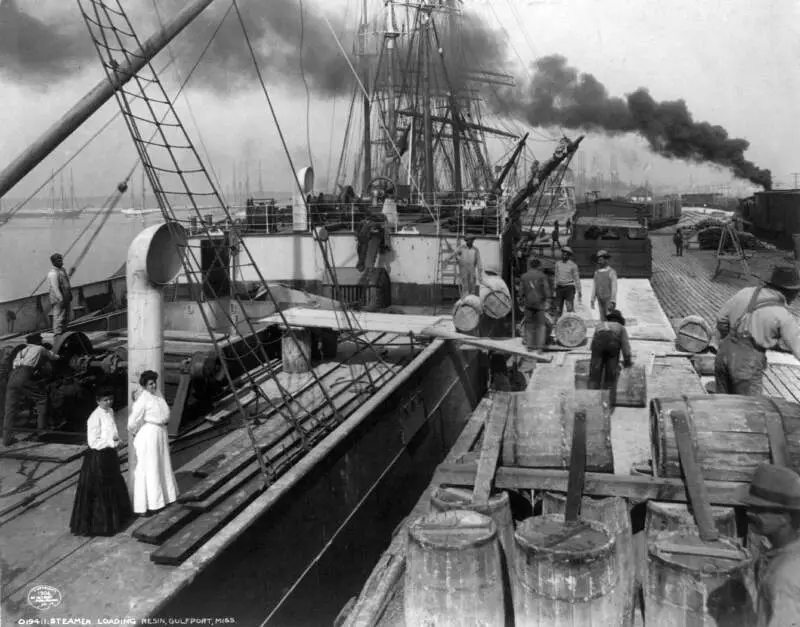 Steamer Loading Resinc Gulfportc Ms Cph