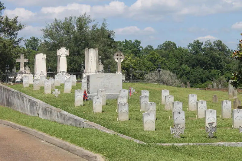 Confederate Graves At Natchez Ms City Cemetery Img