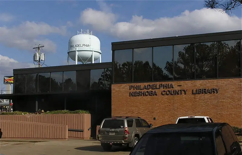 Philadelphia Neshoba County Library