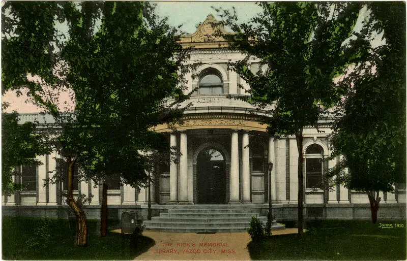 Ricks Memorial Library Yazoo