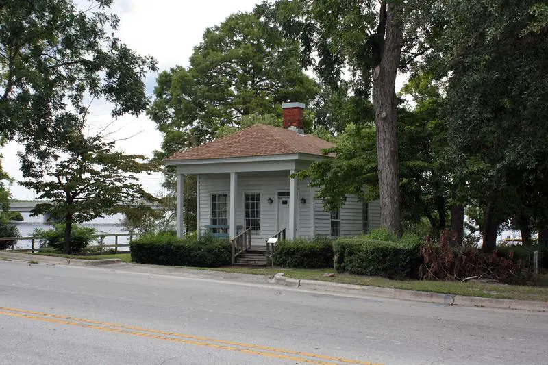 Pelletier House Jacksonville Nc