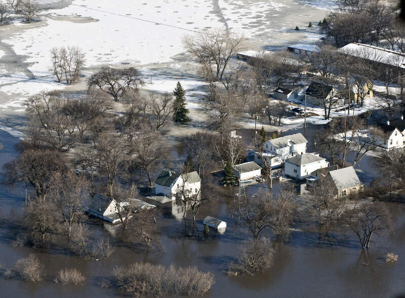 Fema   Flooded Neighborhood In Fargoc North Dakota