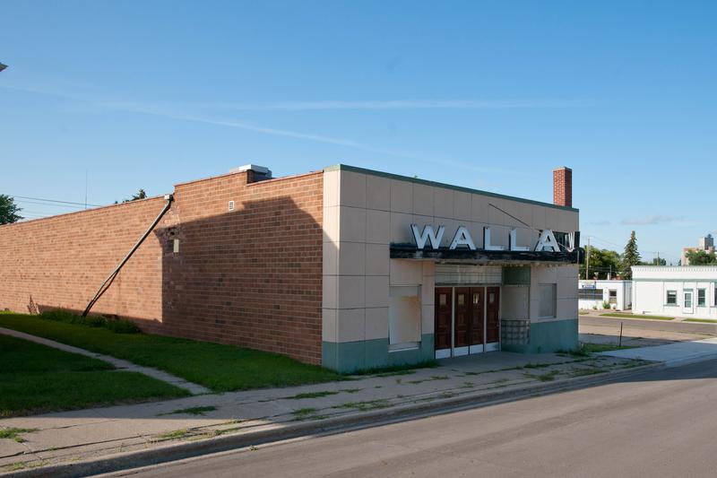 Walla Theaterc Walhallac North Dakota