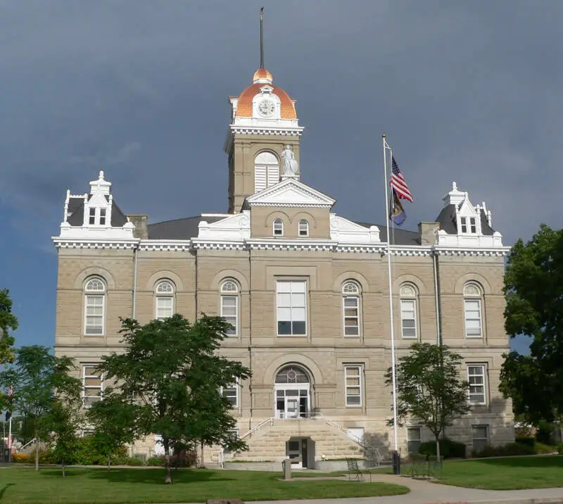 Jefferson Countyc Nebraska Courthouse From E