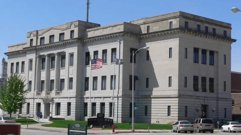 Dodge Countyc Nebraska Courthouse From Ne