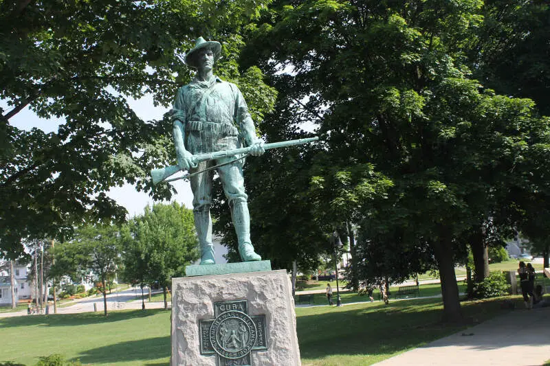 Spanish American War Monumentc Manchesterc Nh Img