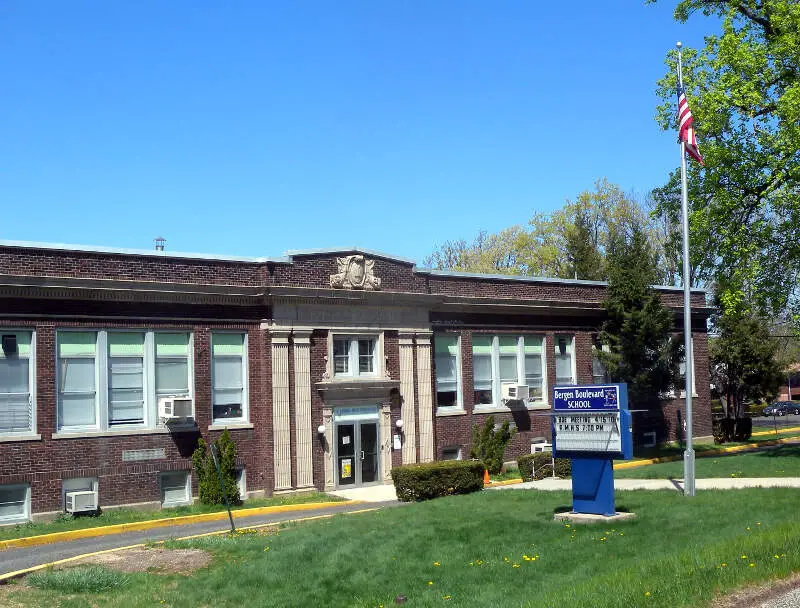 Bergen Blvd School Ridgefield Jeh