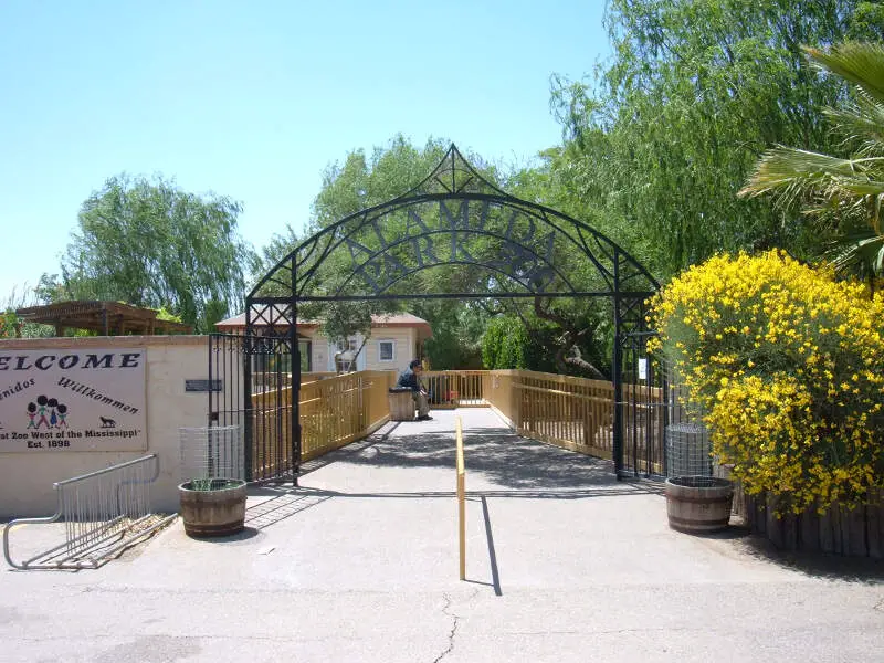 Alameda Park Zoo Entrance