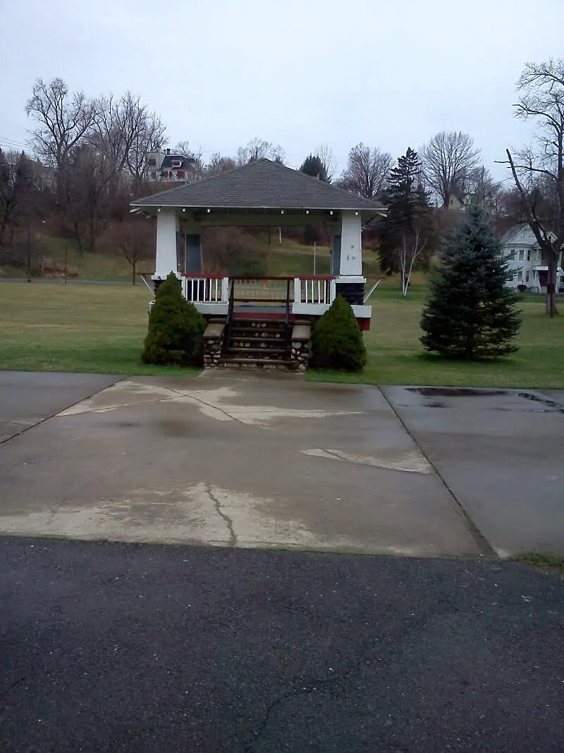 Tallmadge Park Bandstand