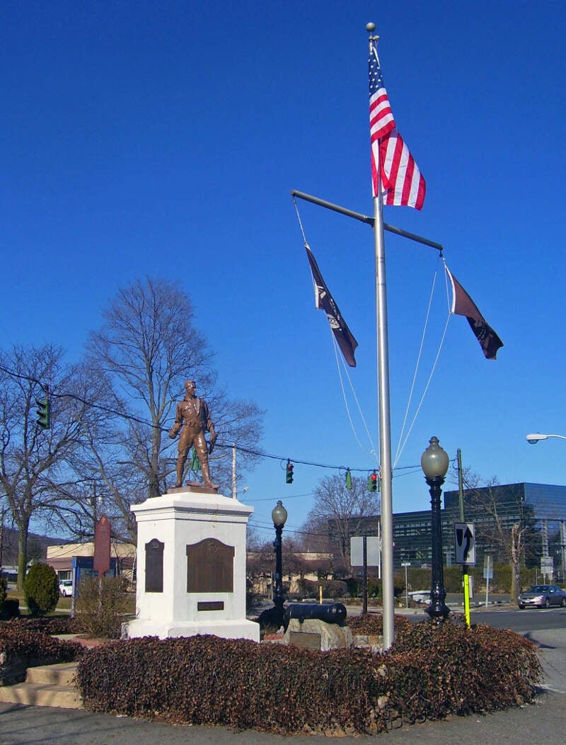 Washington Avenue Soldiers Monument