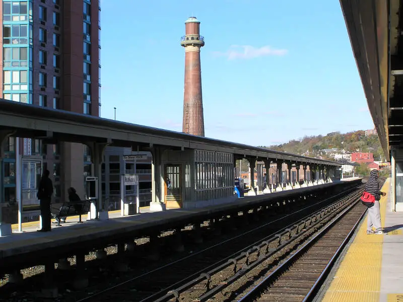 Yonkers Metro North Stop